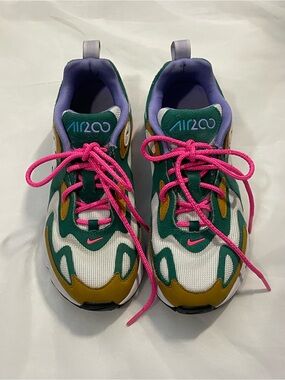 Nike Air Max Women’s Size 6 Sneakers